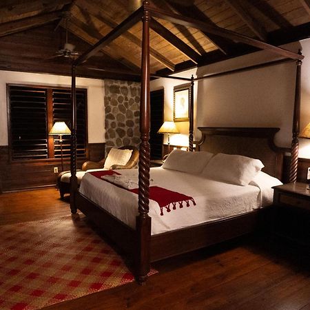 The Lodge & Spa At Pico Bonito El Pino Eksteriør bilde