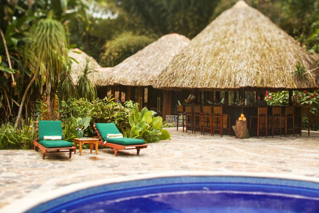 The Lodge & Spa At Pico Bonito El Pino Eksteriør bilde