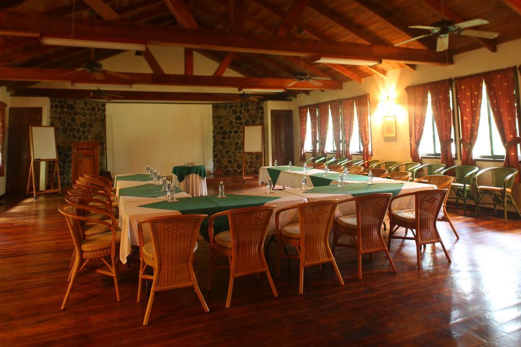 The Lodge & Spa At Pico Bonito El Pino Eksteriør bilde