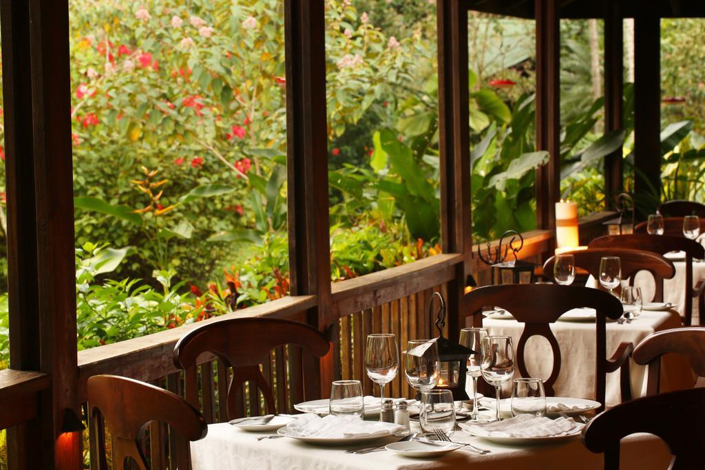 The Lodge & Spa At Pico Bonito El Pino Eksteriør bilde